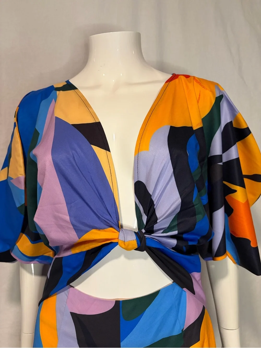 Rivir Abstract Print Midi Dress with Tie Front and Short Sleeves
